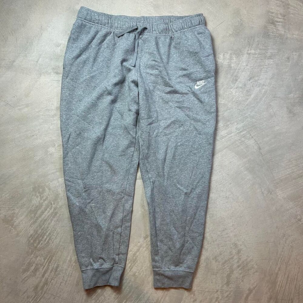 Nike Men's Grey Joggers-tracksuits